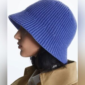 Cos knit bucket hat nwt